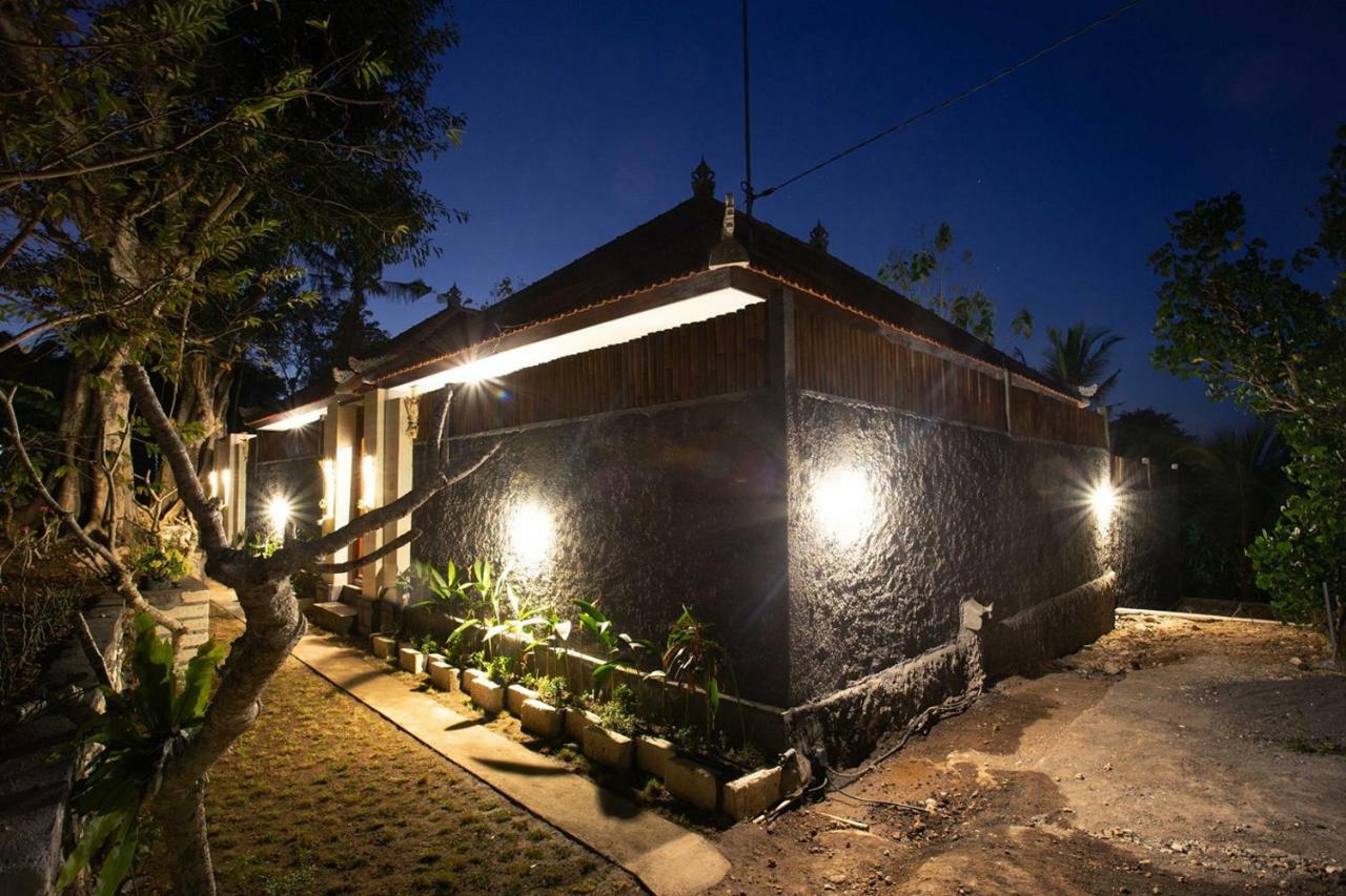 Ambengan Private Villas Toyapakeh 外观 照片